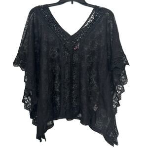 Candie’s Black Sheer Lace Batwing Top Y2K  DarkRomantic Indie Whimsigoth Size M